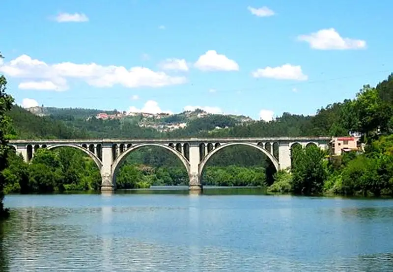 Entre-os-Rios, Portugal
