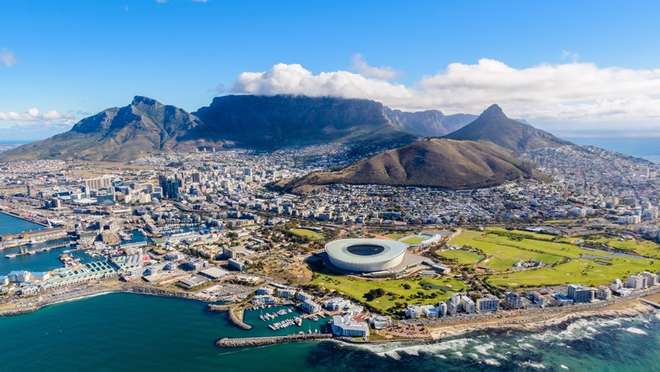 Enjoy crisp ocean breezes in colourful Cape Town