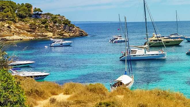 Savour warm Mediterranean breezes in Palma