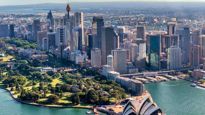 Savour warm ocean breezes along Sydney harbor