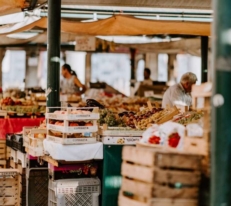 Pasar Desa Pakraman