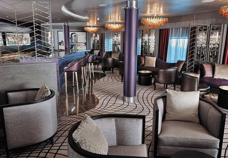Voyager Lounge