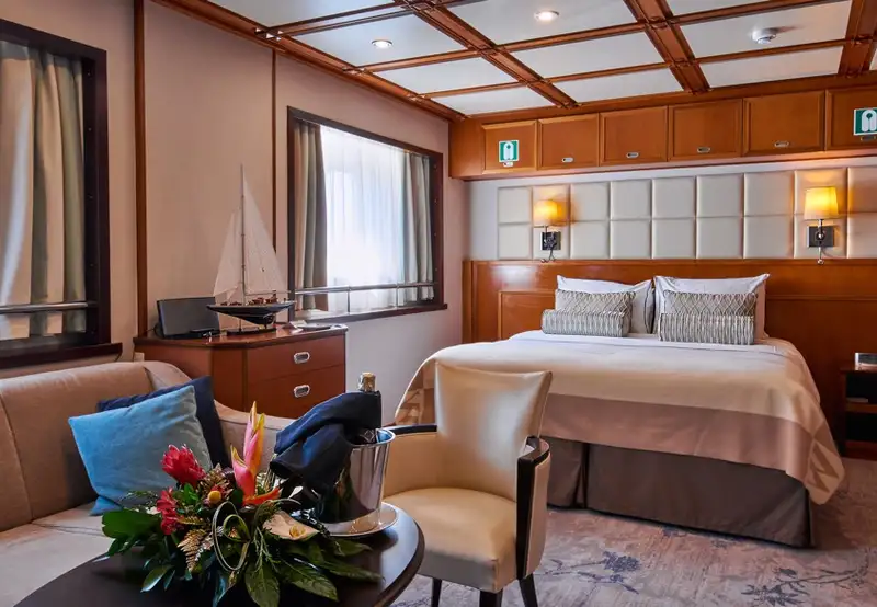Officer's Suite