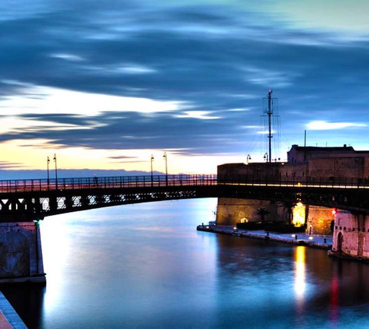 Ponte Girevole