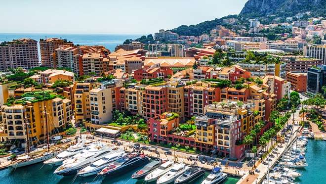 Savour warm ocean breezes along Riviera shores