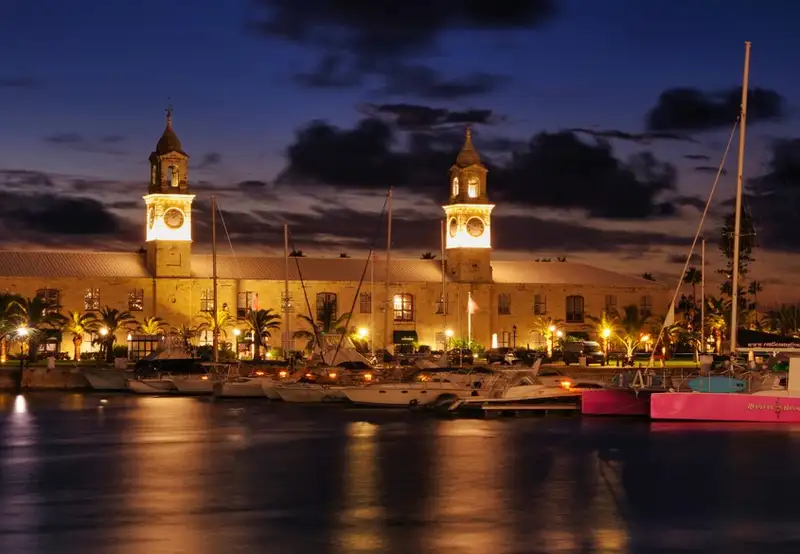 Royal Naval Dockyard (King's Wharf) - Overnight onboard