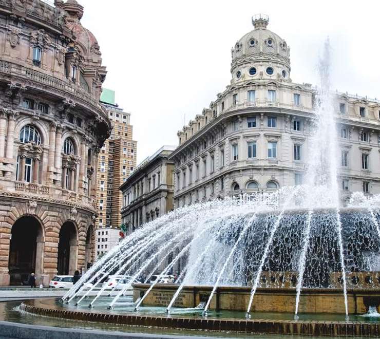 Piazza De Ferrari
