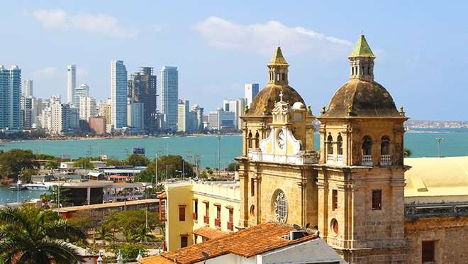Bask in warm sunshine in colourful Cartagena