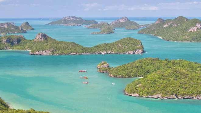 Bask in warm ocean breezes on Koh Samui