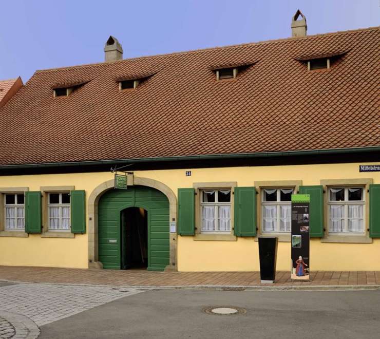 Gärtner und Häckermuseum (The Gardener and Häcker Museum)